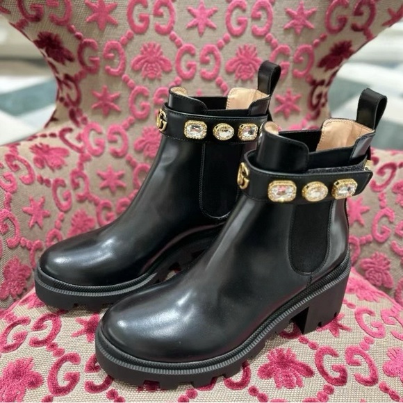 New GUCCI GG Calfskin Crystal GG Trip black Chelsea Ankle Boots - Picture 9 of 10